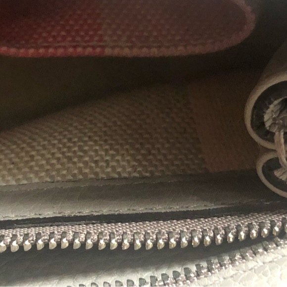 Authentic Gucci crossbody handbag - Picture 5 of 5